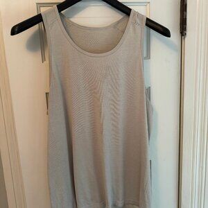 Lululemon Metal Vent Breathe Tank - XL - Ceramic/White